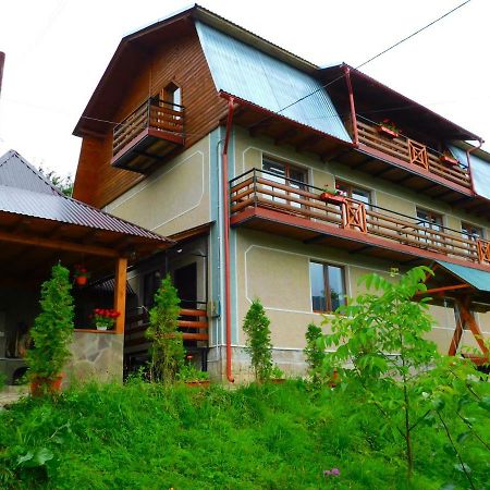 Glanz Cottage Yaremche Exterior foto